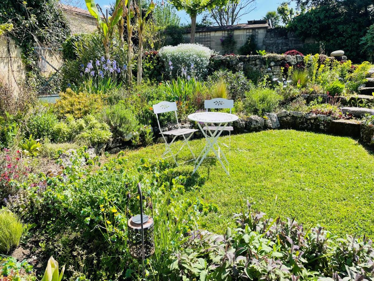 La Vigne D'Or Bed & Breakfast Teuillac ภายนอก รูปภาพ