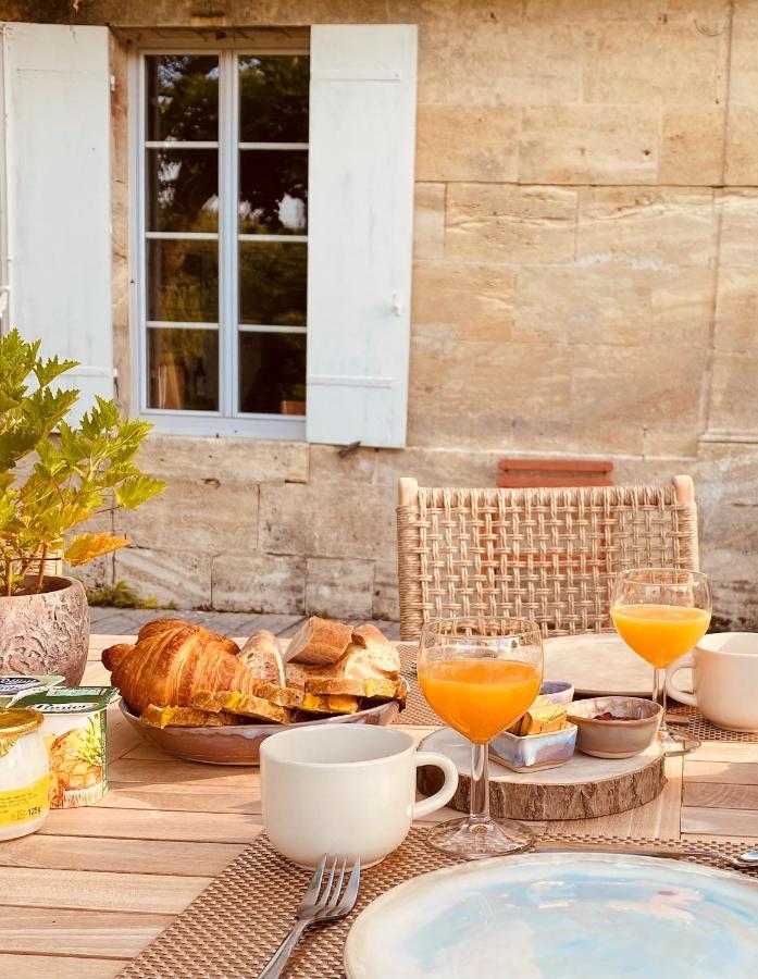 La Vigne D'Or Bed & Breakfast Teuillac ภายนอก รูปภาพ