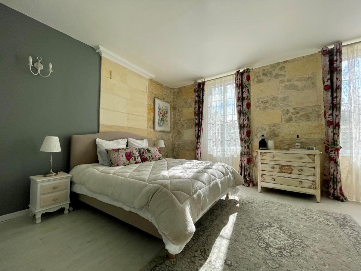 La Vigne D'Or Bed & Breakfast Teuillac ภายนอก รูปภาพ