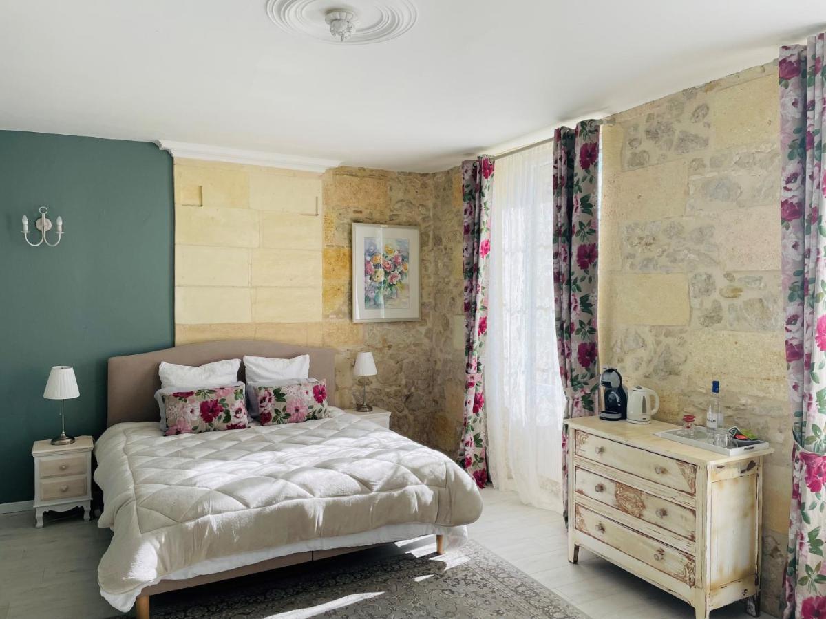 La Vigne D'Or Bed & Breakfast Teuillac ภายนอก รูปภาพ