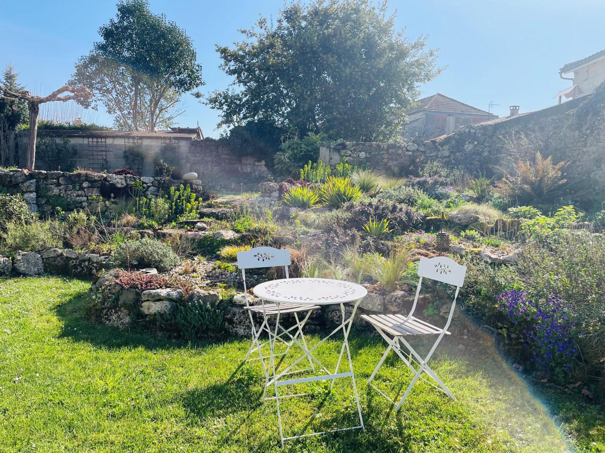 La Vigne D'Or Bed & Breakfast Teuillac ภายนอก รูปภาพ